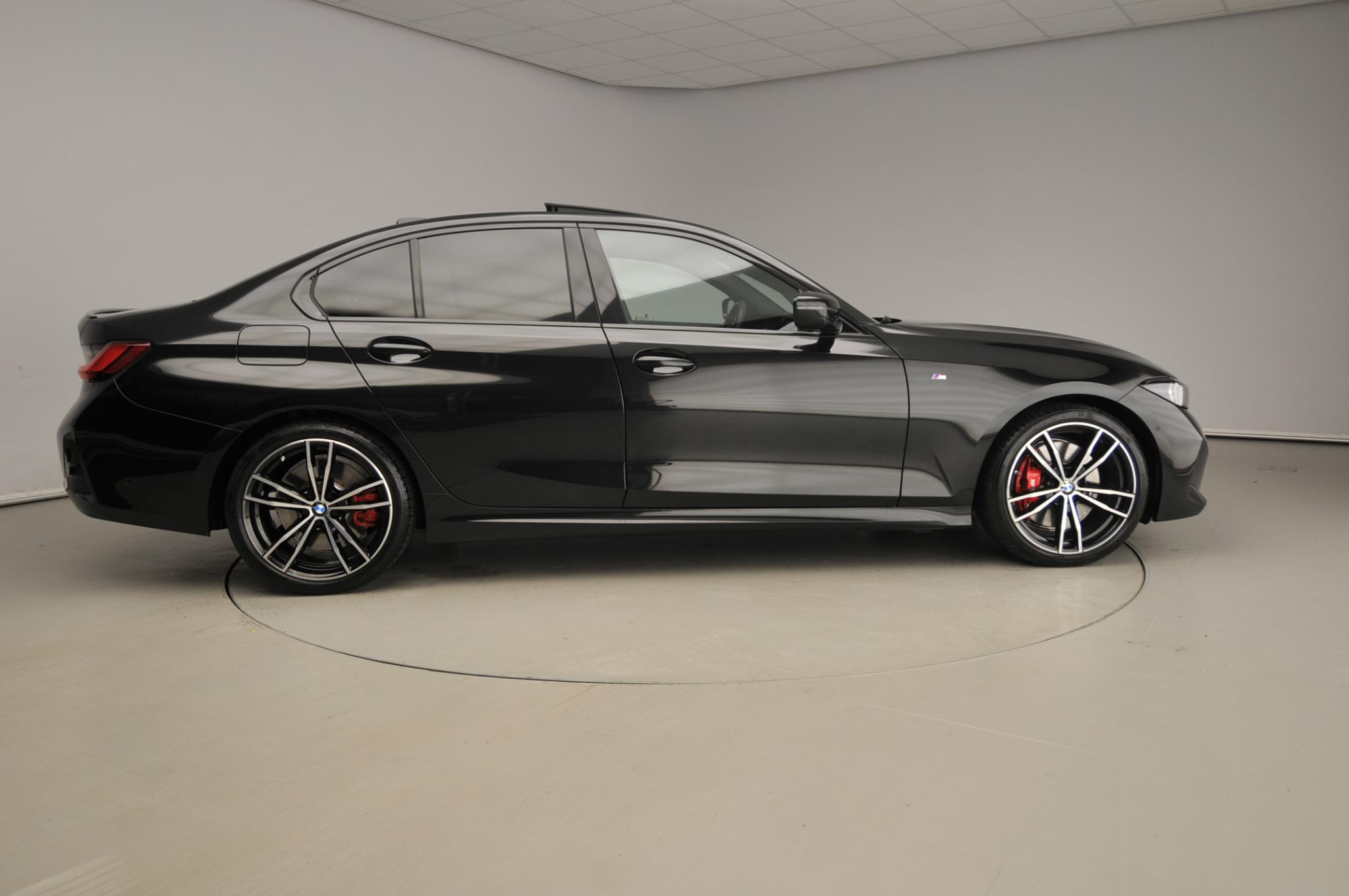 BMW 3 Serie Sedan 318i - Afbeelding 4