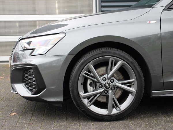 Velgen, 18 inch gegoten lichtmetaal "5-dubbelspaak-V" S-design