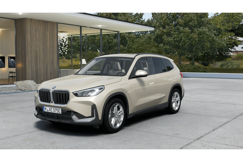 BMW X1 xDrive25e Automaat - Afbeelding 1