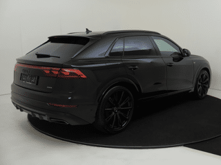 Audi Q8 55 TFSI e Tiptronic 394pk - Afbeelding 2