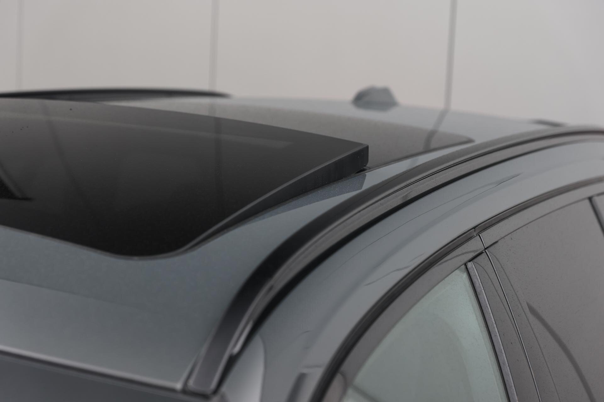 BMW 3 Serie Touring 330e High Executive M Sport Automaat - Afbeelding 4