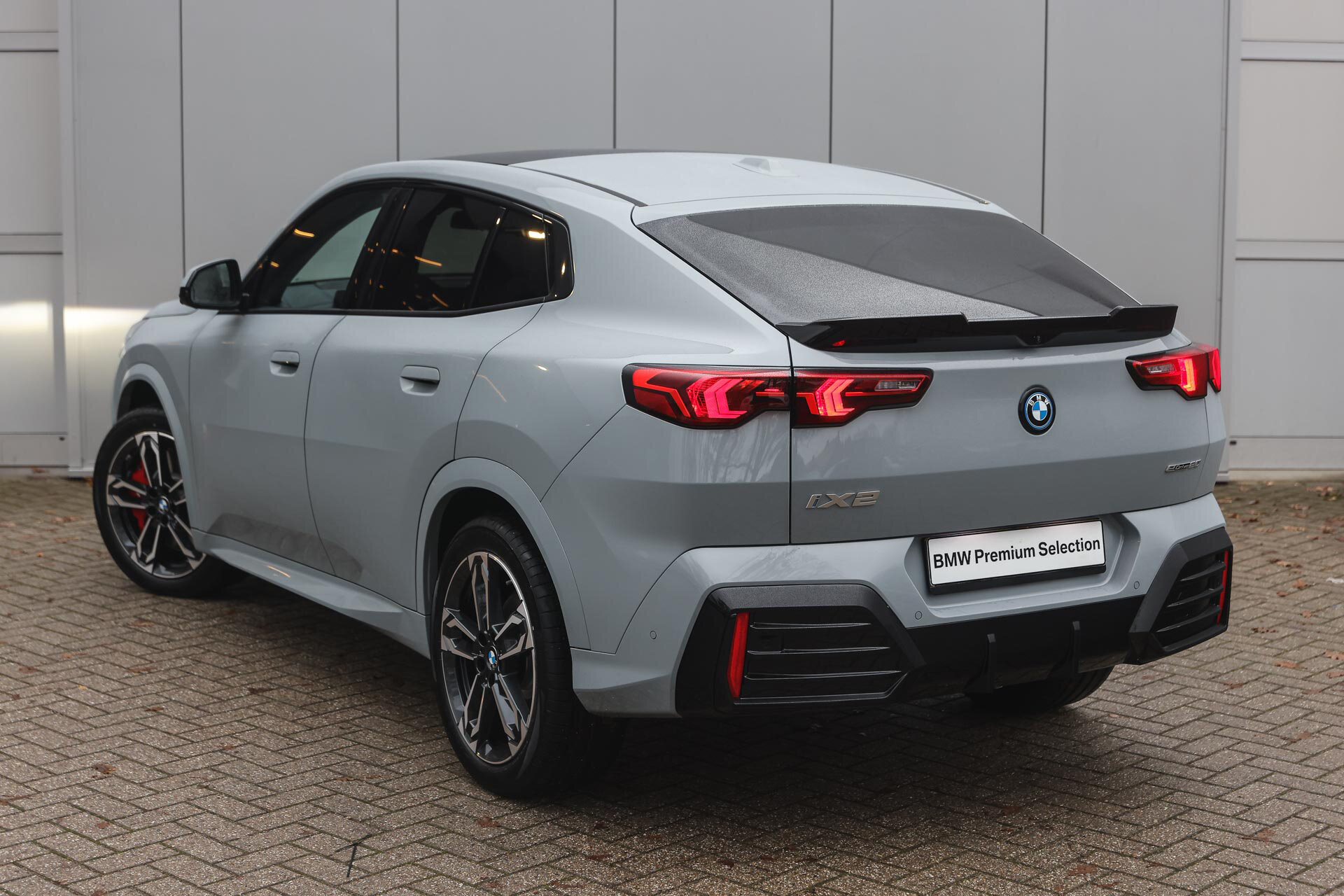 BMW iX2 eDrive20 High Executive M Sport - Afbeelding 2