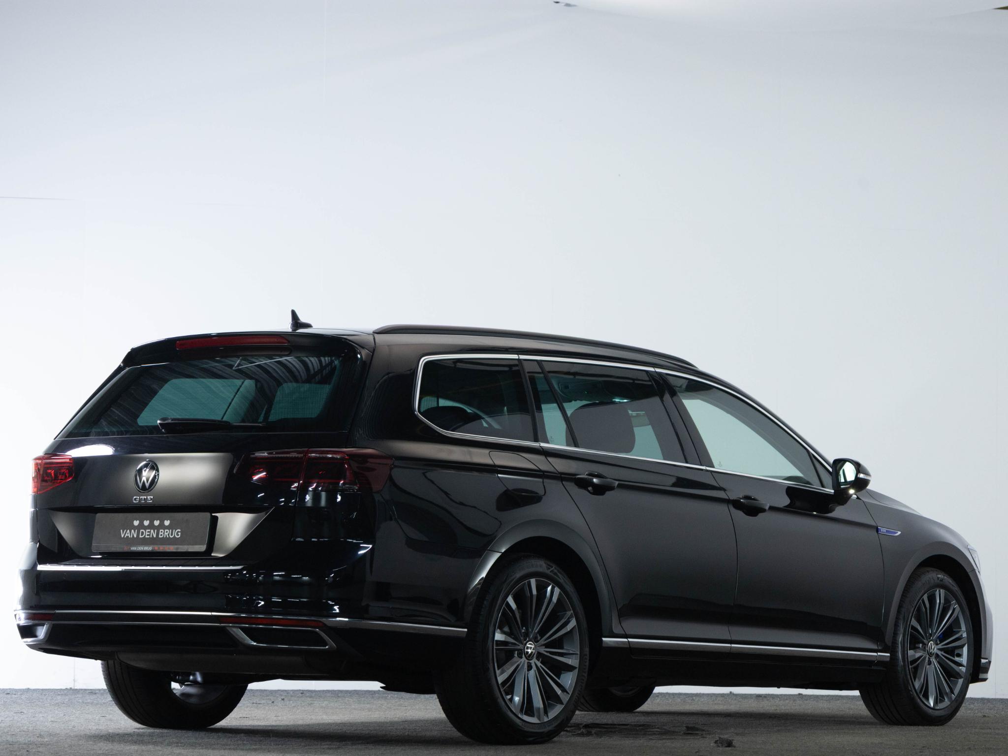 Volkswagen Passat GTE 1.4 TSI 218 PK DSG Business - Afbeelding 2