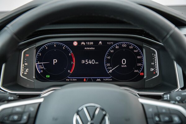 volledig digitaal instrumentenpaneel groot