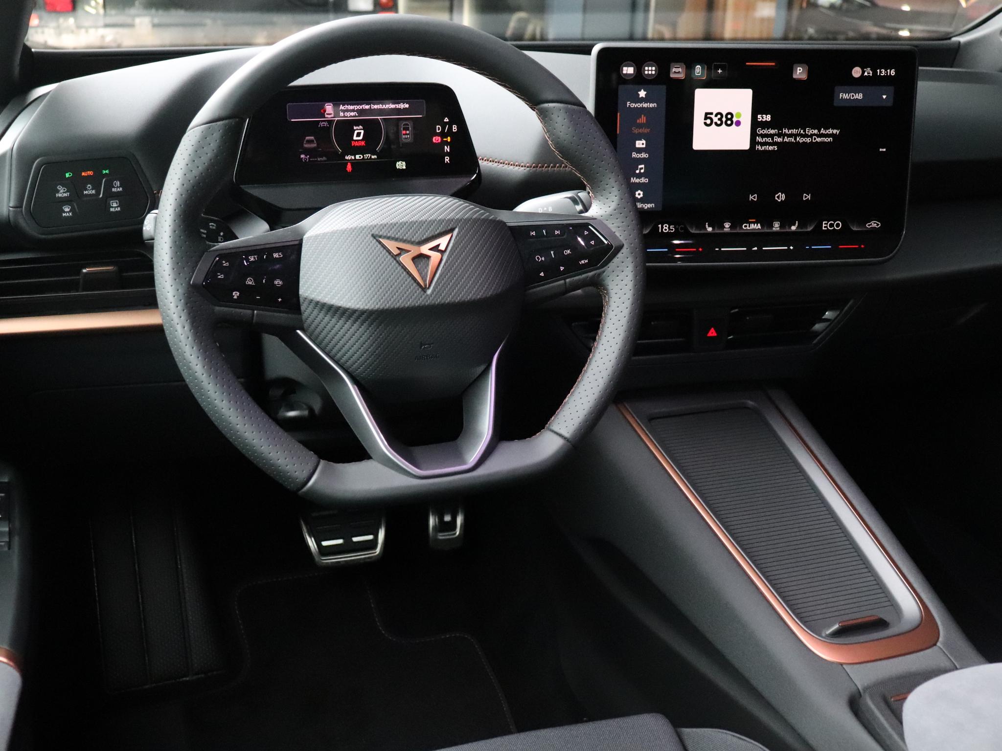 CUPRA Born Essential Limited 63 kWh 204pk - Afbeelding 3