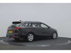 Kia Ceed Sportswagon 1.5 T-GDi Dynamic Line | Afn. Trekhaak | Navigatie | - Afbeelding 2