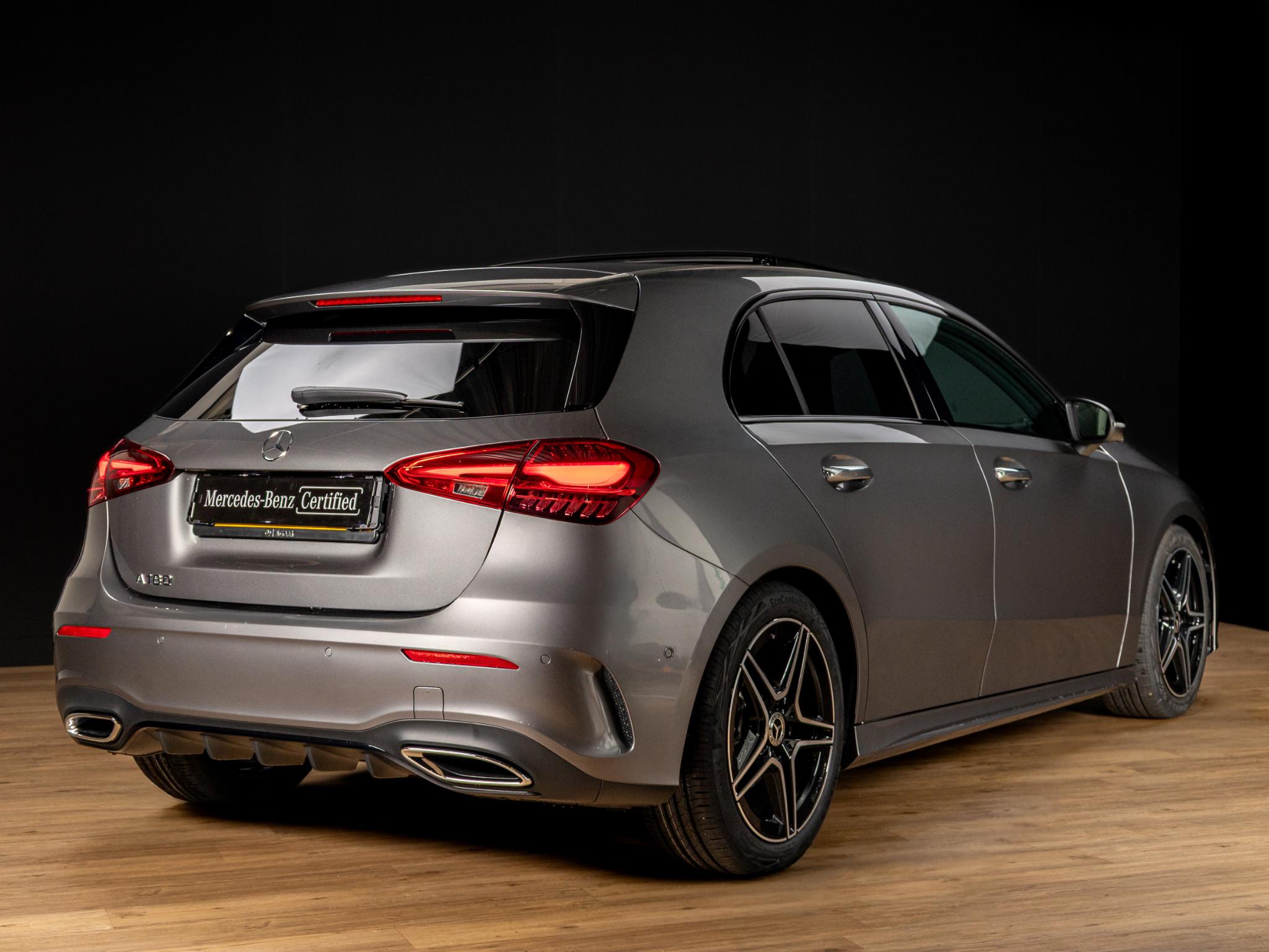 Mercedes-Benz A-Klasse Hatchback 180 Business Solution AMG - Afbeelding 2