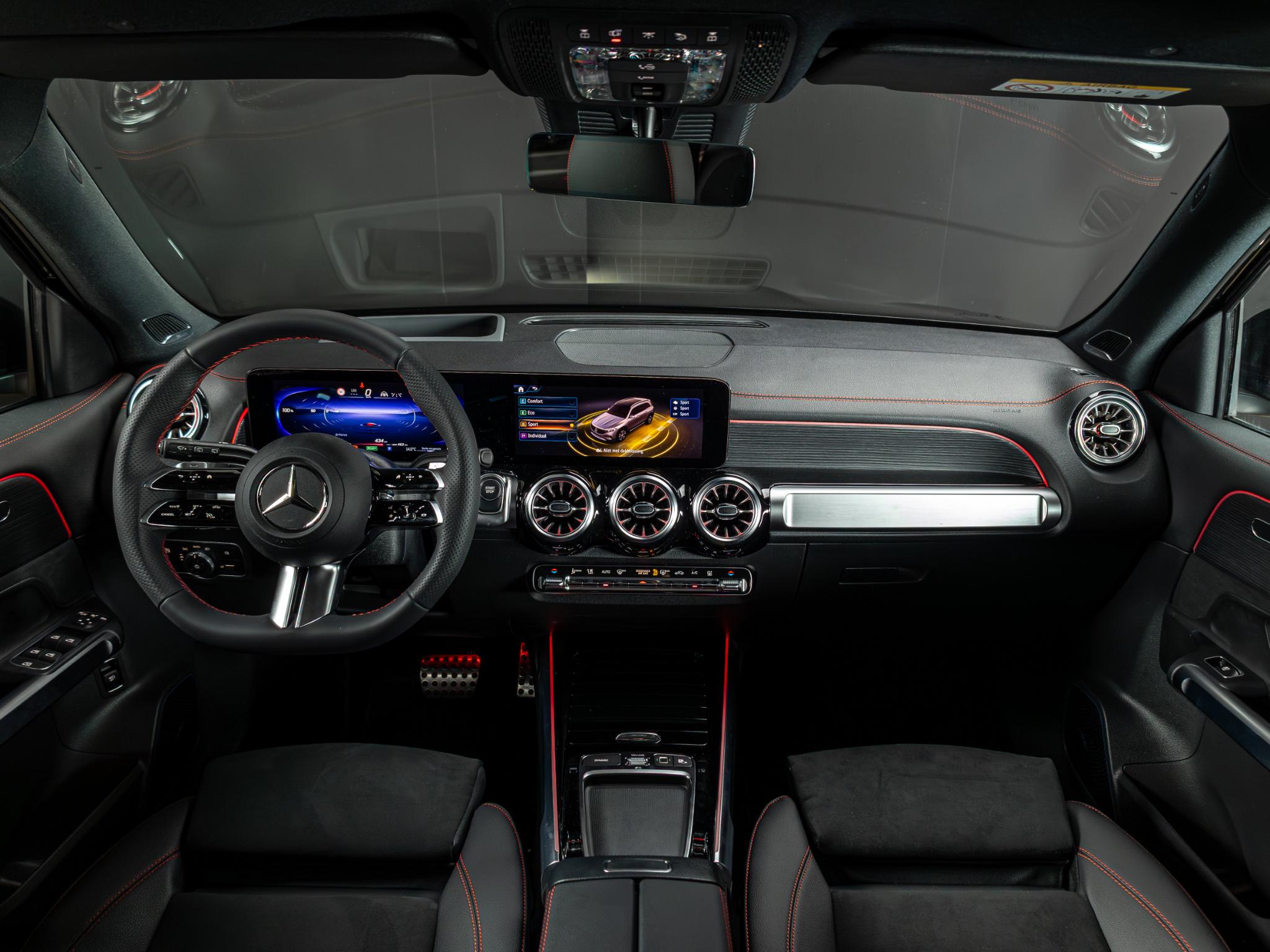 Mercedes-Benz EQB 250+ Business Solution AMG - Afbeelding 3