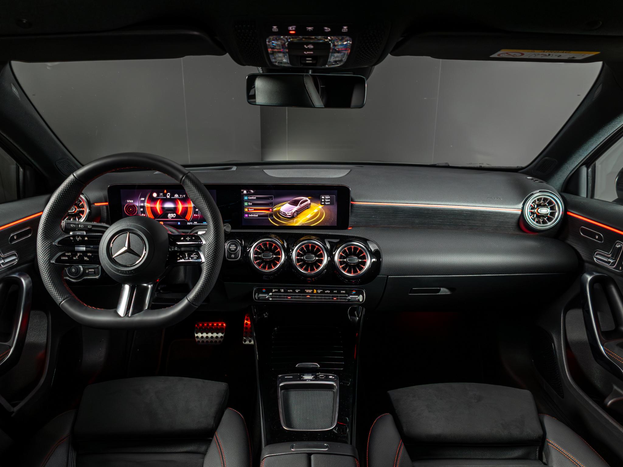 Mercedes-Benz A-Klasse Hatchback 180 Business Solution AMG - Afbeelding 3