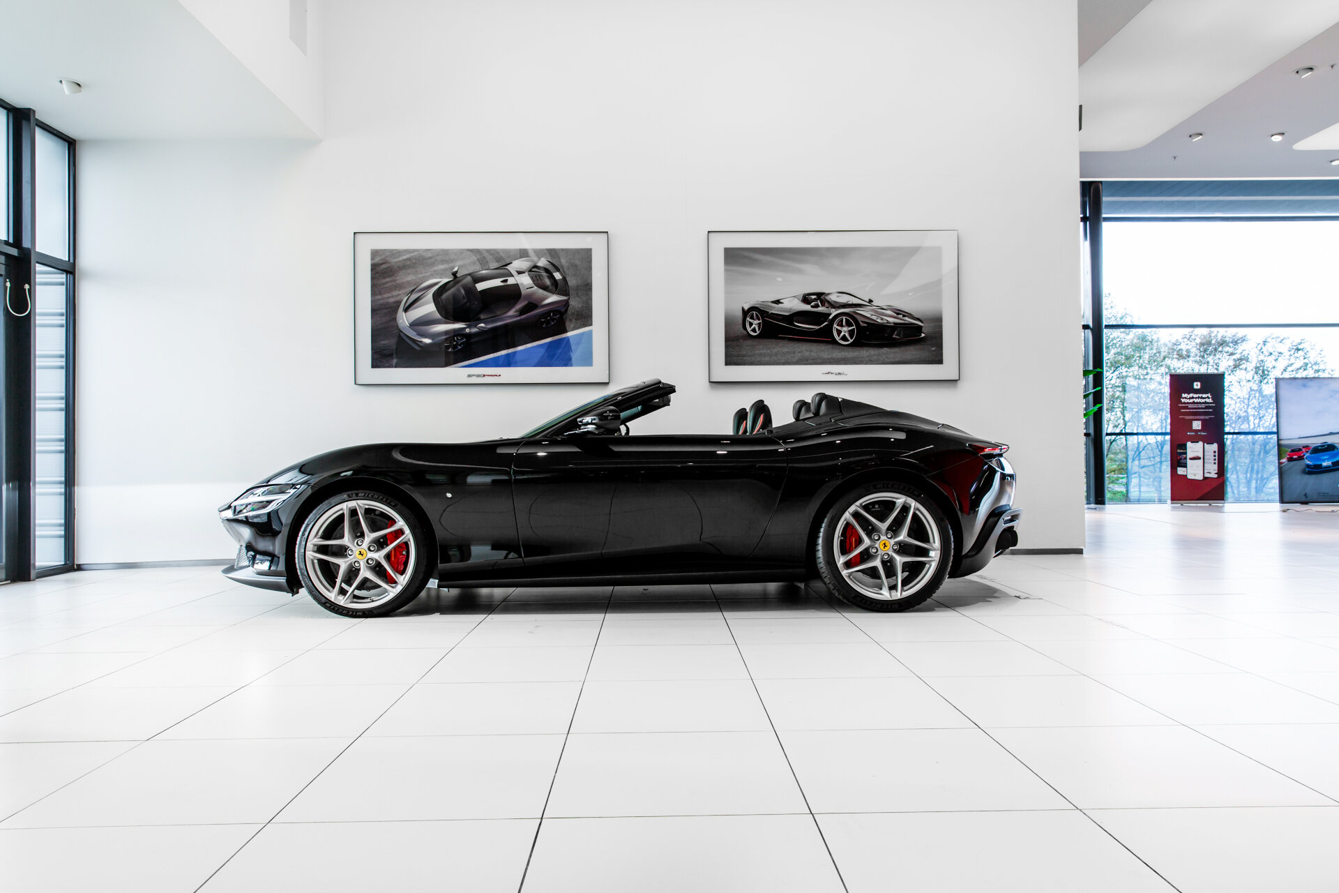 Ferrari Roma Spider ~Ferrari Munsterhuis~