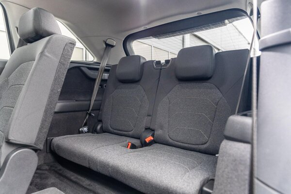 2 stoelen op derde rij 2 stoelen op derde rij