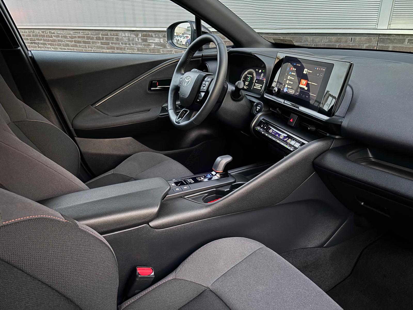 Toyota C-HR 1.8 Hybrid 140 Dynamic - Afbeelding 4