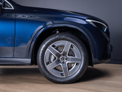 Mercedes-Benz GLC 300e 4MATIC AMG Line - Afbeelding 4