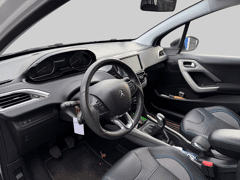 Peugeot 2008 1.2 PureTech 82PK URBAN CROSS AIRCO CRUISE LM NAP - Afbeelding 3