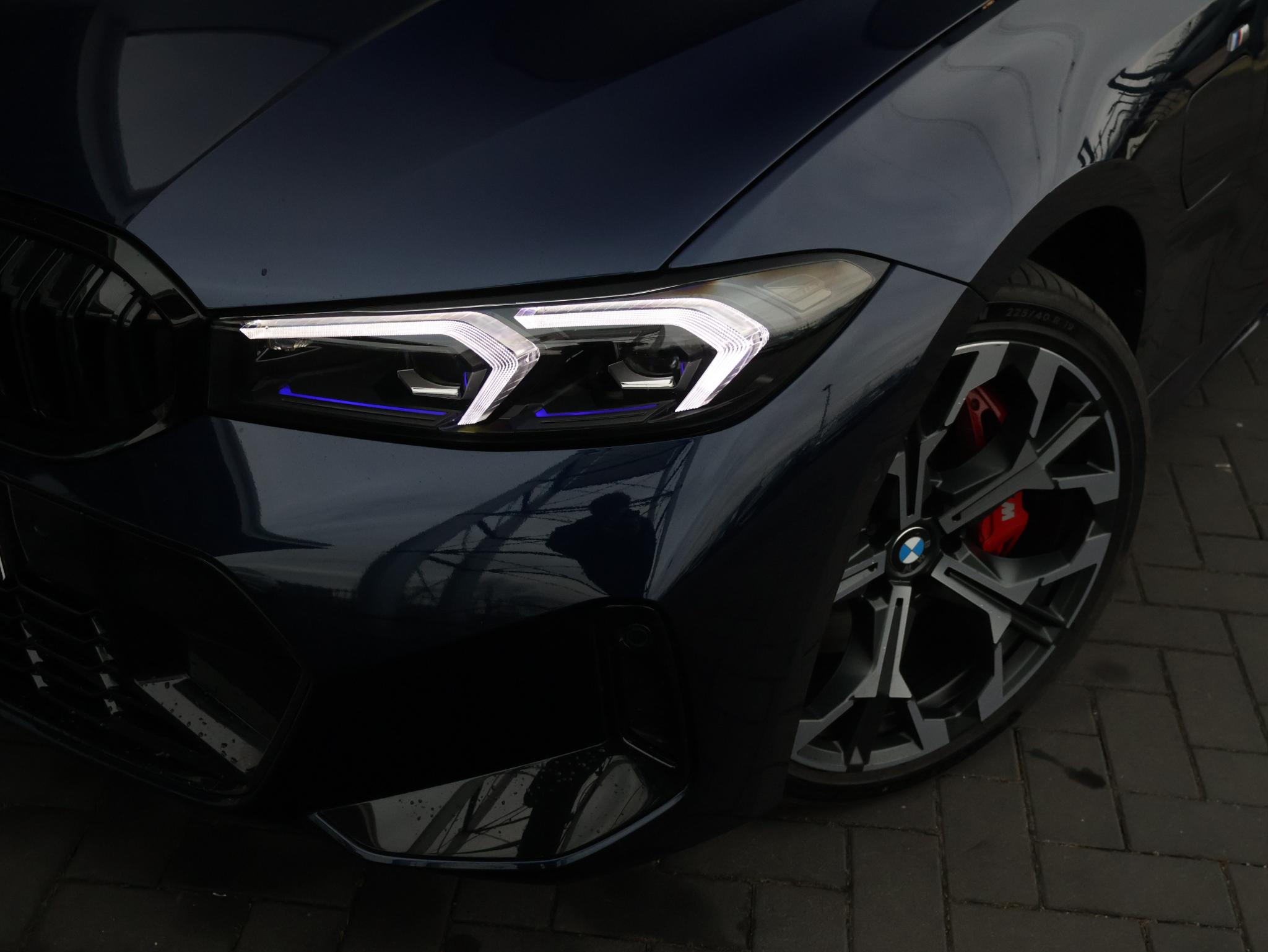 BMW 3 Serie Touring 330e - Afbeelding 2