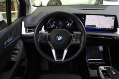 BMW 2 Serie Active Tourer 220i Luxury Line Automaat - Afbeelding 2