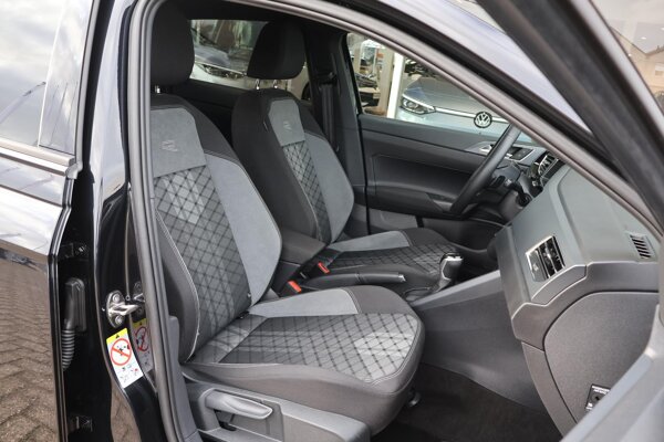 R-line Interieur