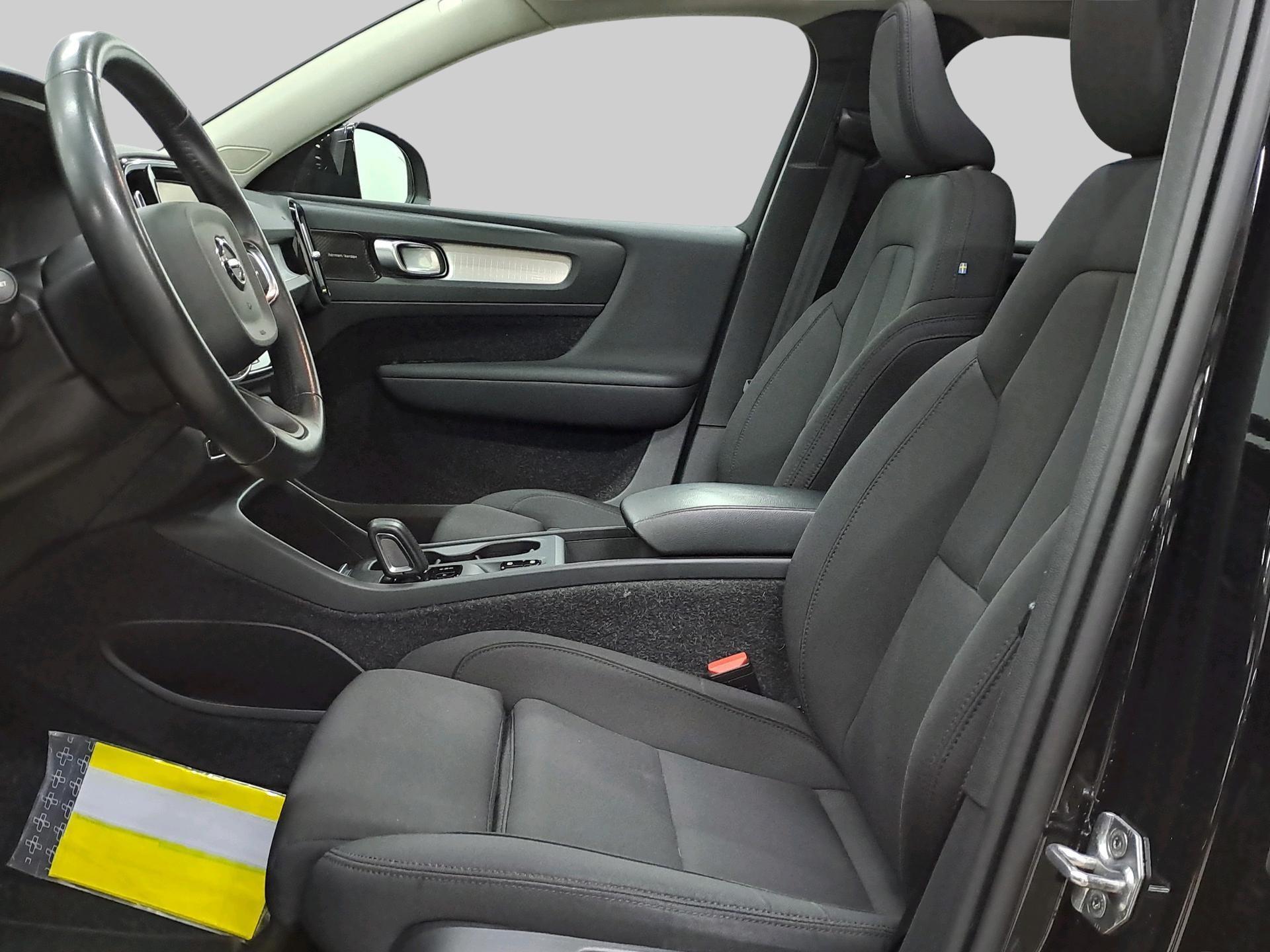 Volvo XC40 T4 Twin Engine PHEV 211PK AUTOMAAT R-DESIGN PANO HARMAN SOUND FULL LED NAVI - Afbeelding 5