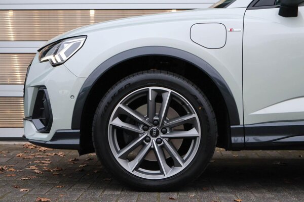 Velgen, lichtmetaal 8,5J x 19 "5-dubbel-arm"-design, Audi Sport Velgen, lichtmetaal 8,5J x 19 "5-dubbel-arm"-design, Audi Sport