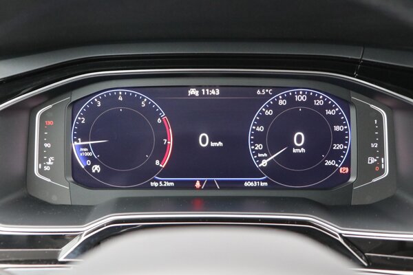 volledig digitaal instrumentenpaneel groot volledig digitaal instrumentenpaneel groot