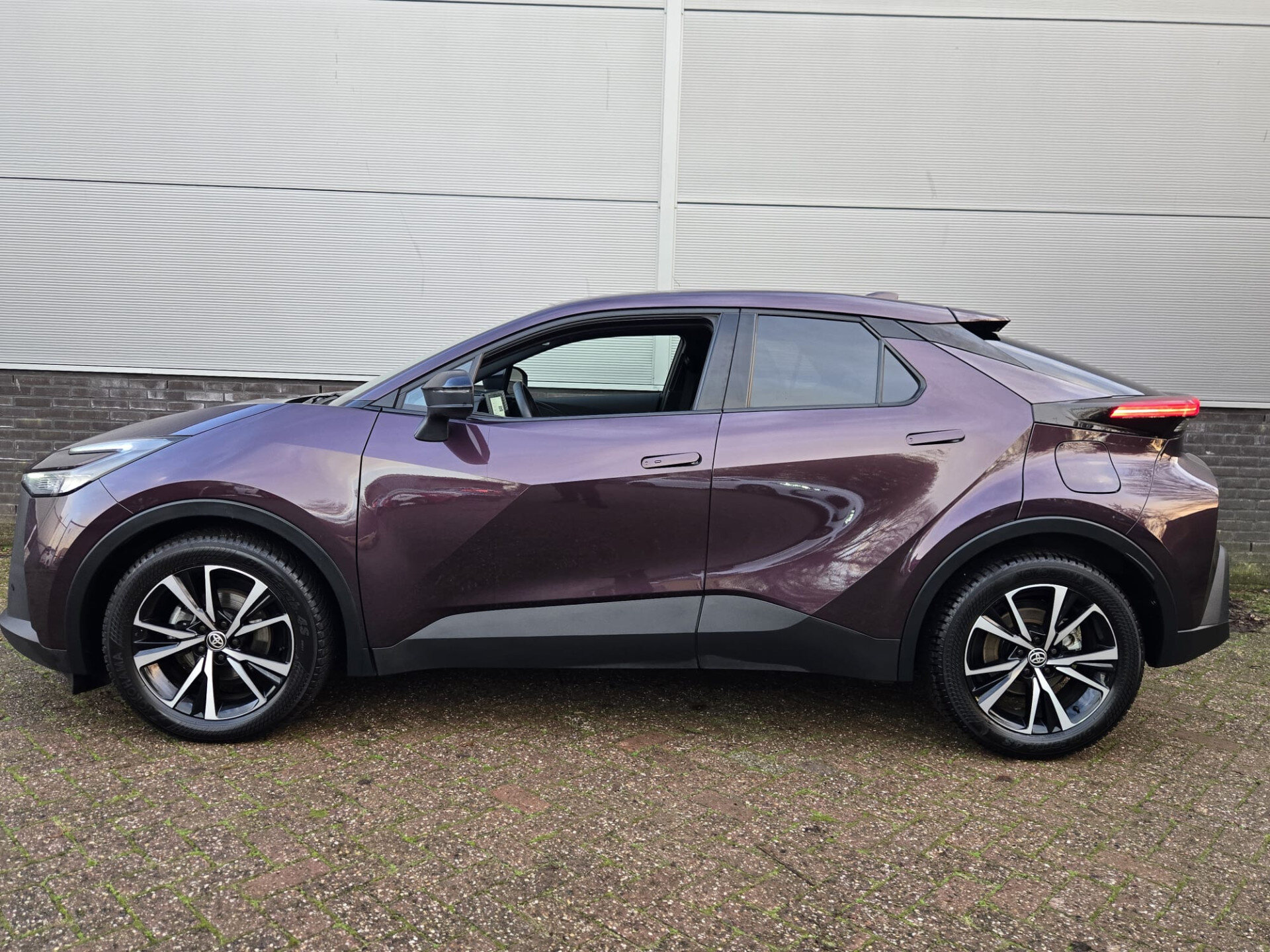 Toyota C-HR 1.8 Hybrid 140 Dynamic - Afbeelding 5