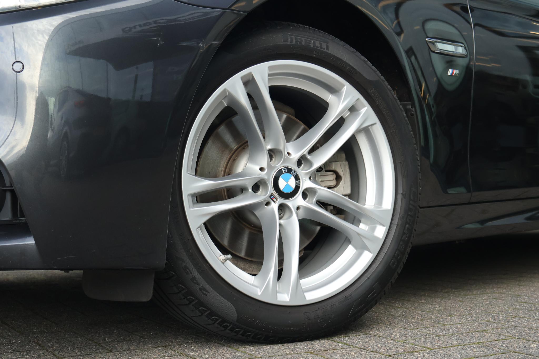 BMW 5 Serie 520i Executive - Bild 4