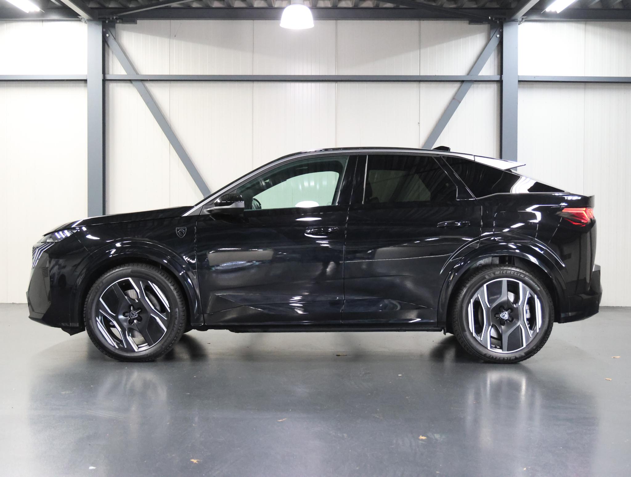 Peugeot e-3008 GT Avantage 210PK 73 kWh - Afbeelding 2