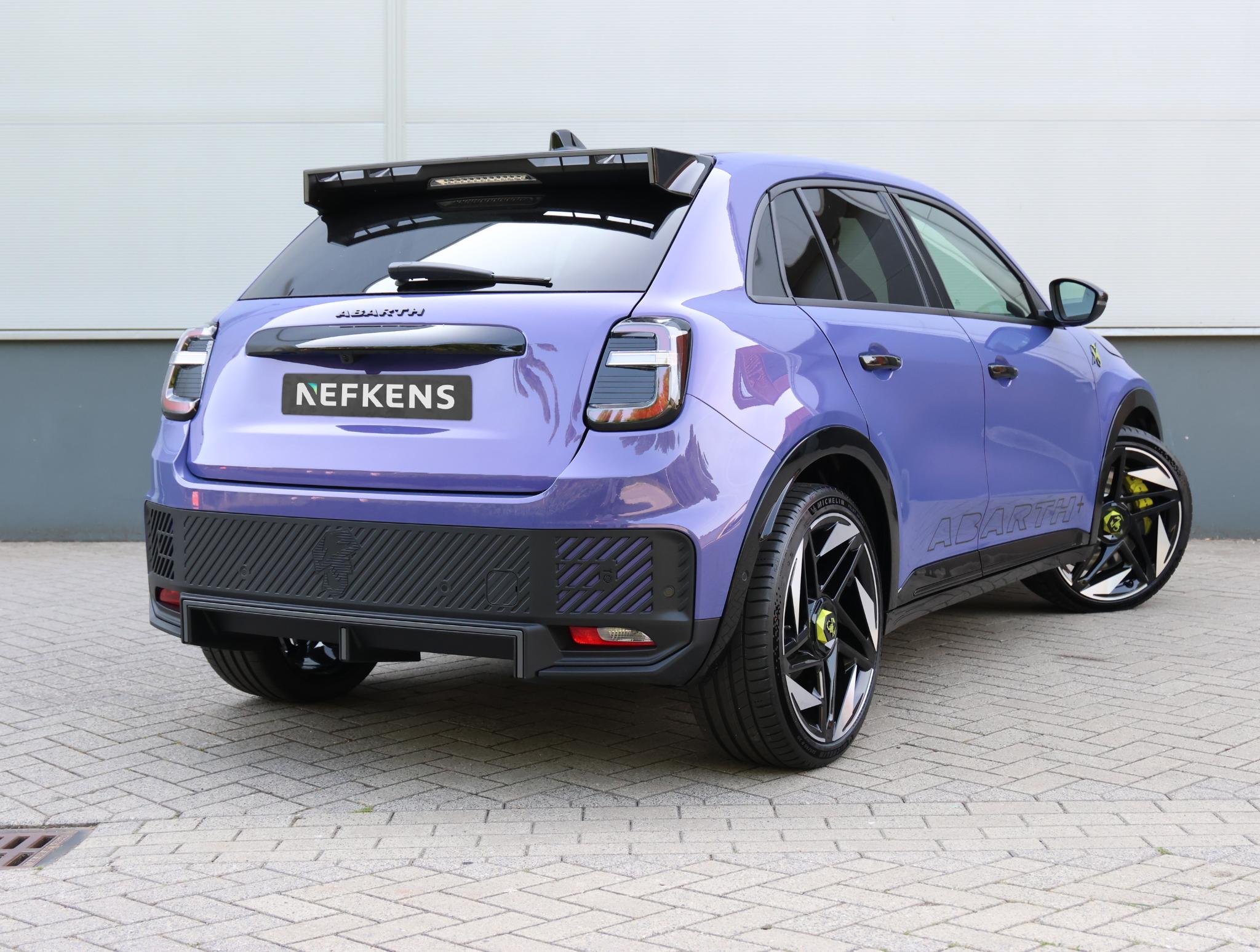 Abarth 600e Scorpionissima 54 kWh - Afbeelding 3