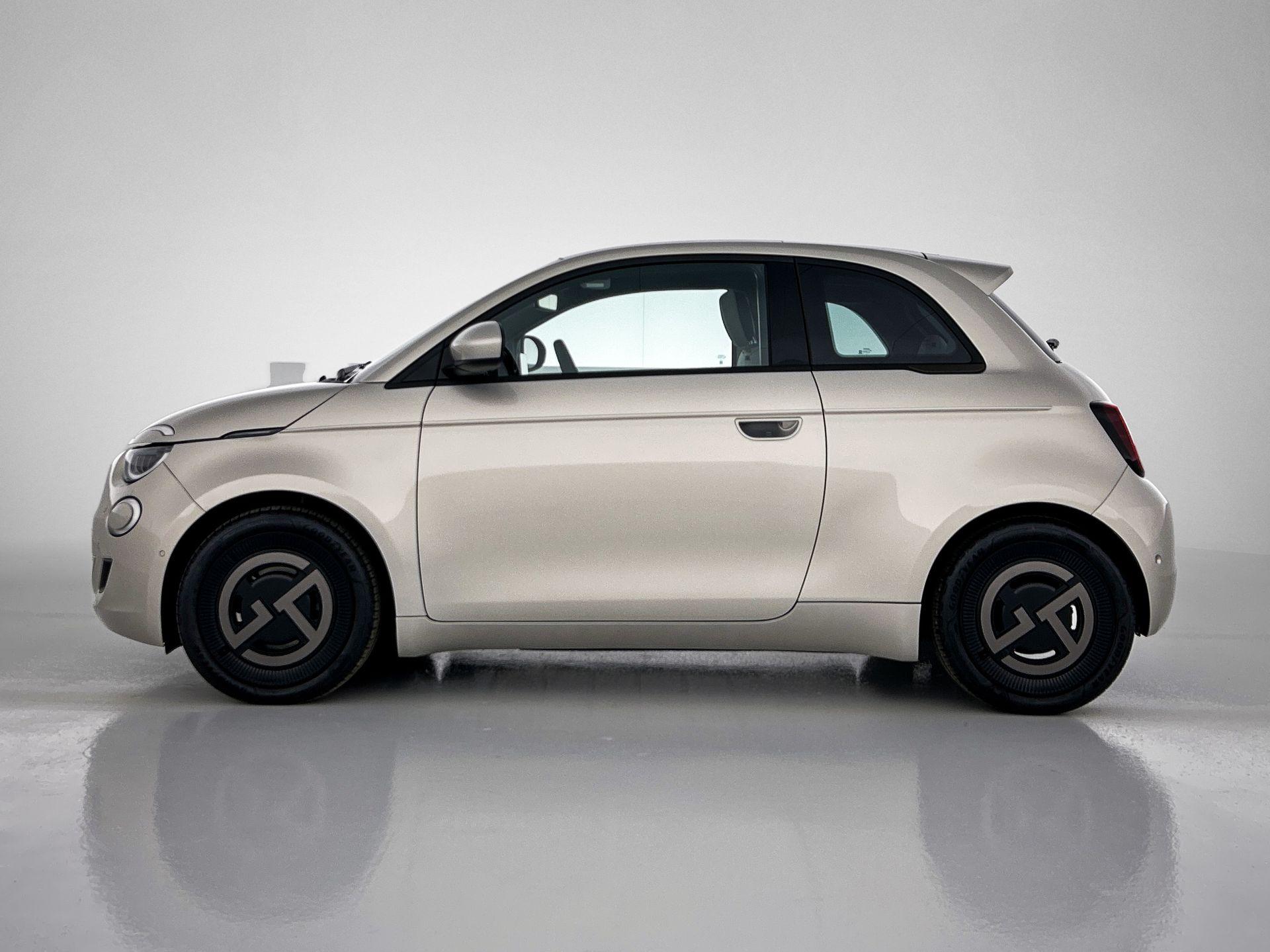 Fiat 500e EV Giorgio Armani Edition 42 kWh 118 pk - Afbeelding 4