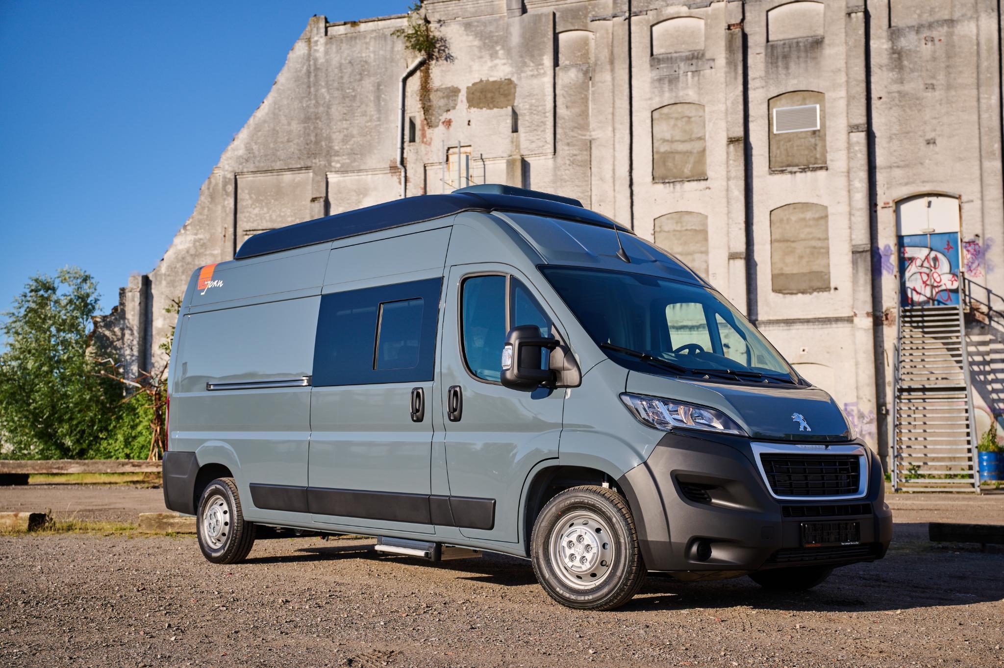 Peugeot  Boxer 2.2 BlueHDi 140 L3H2 3.3t - Afbeelding 2