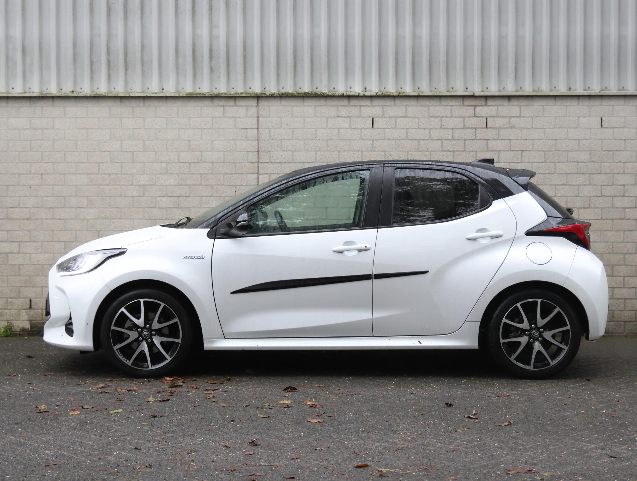 Toyota Yaris 1.5 Hybrid Executive - Afbeelding 4