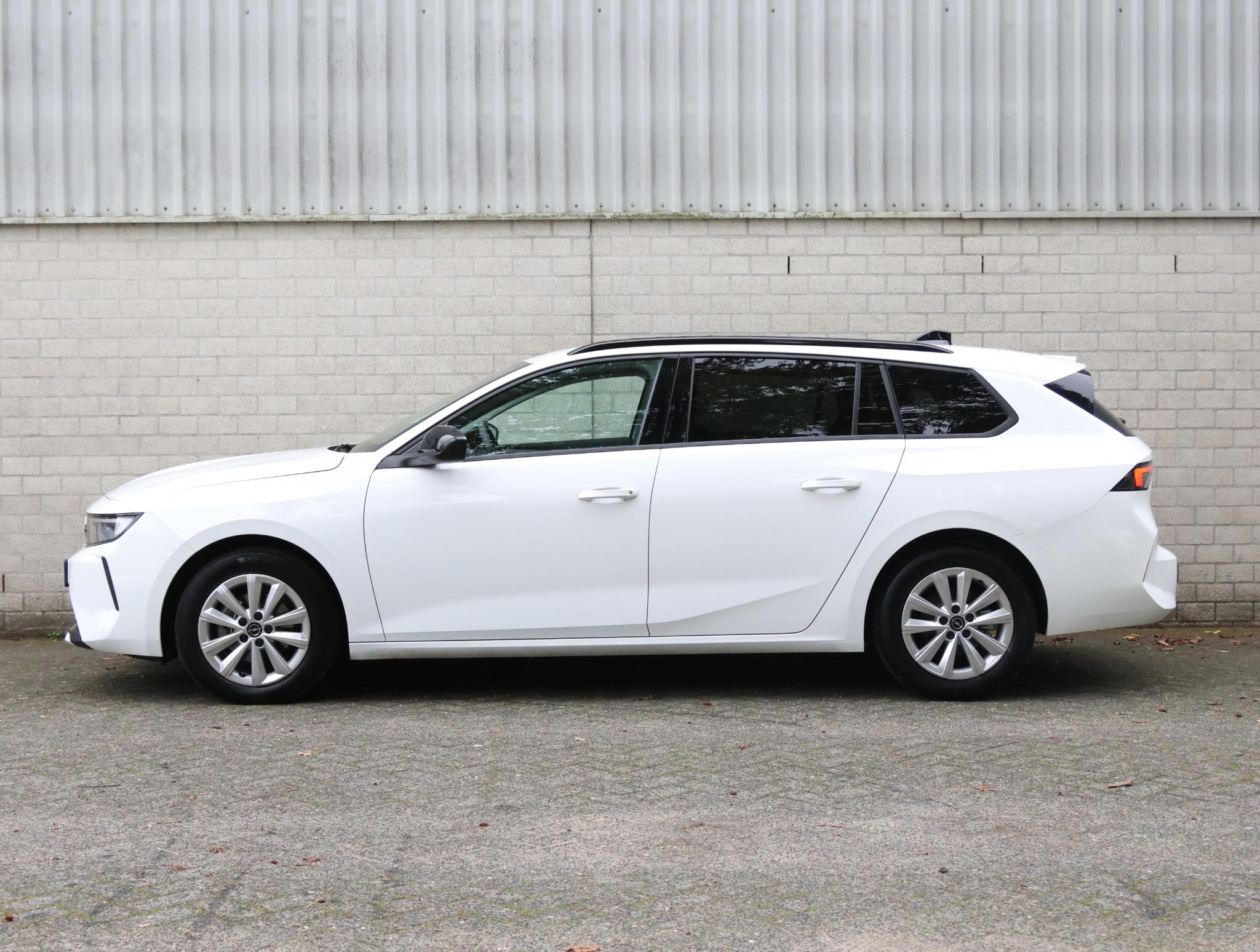 Opel Astra Sports Tourer 110PK Turbo Business Edition - Afbeelding 2