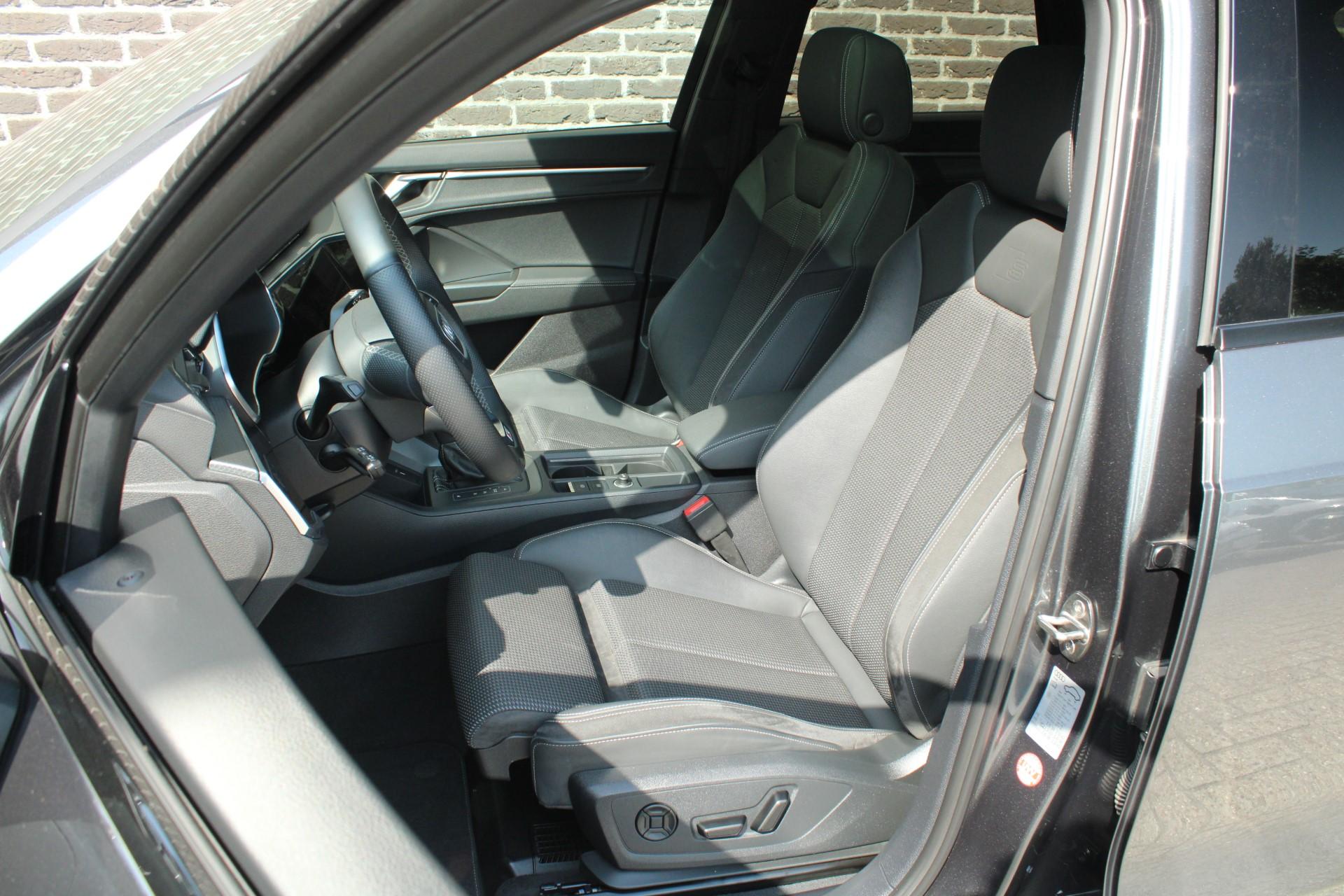 Audi Q3 45 TFSIe 245pk S Edition - Afbeelding 5