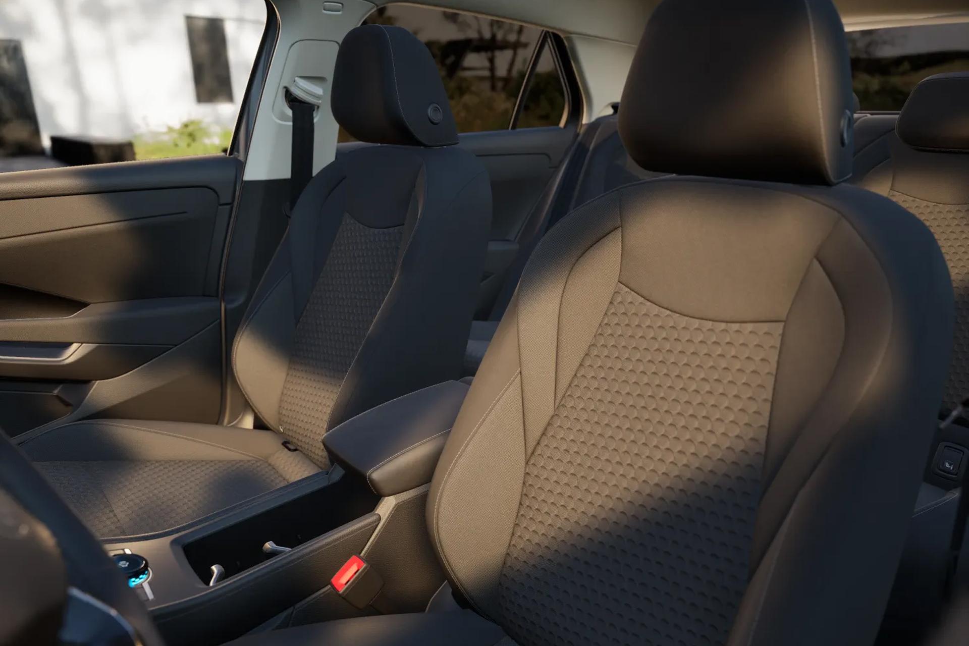 Volkswagen T-Roc 1.5 eTsi 115pk Life First Edition - Afbeelding 4