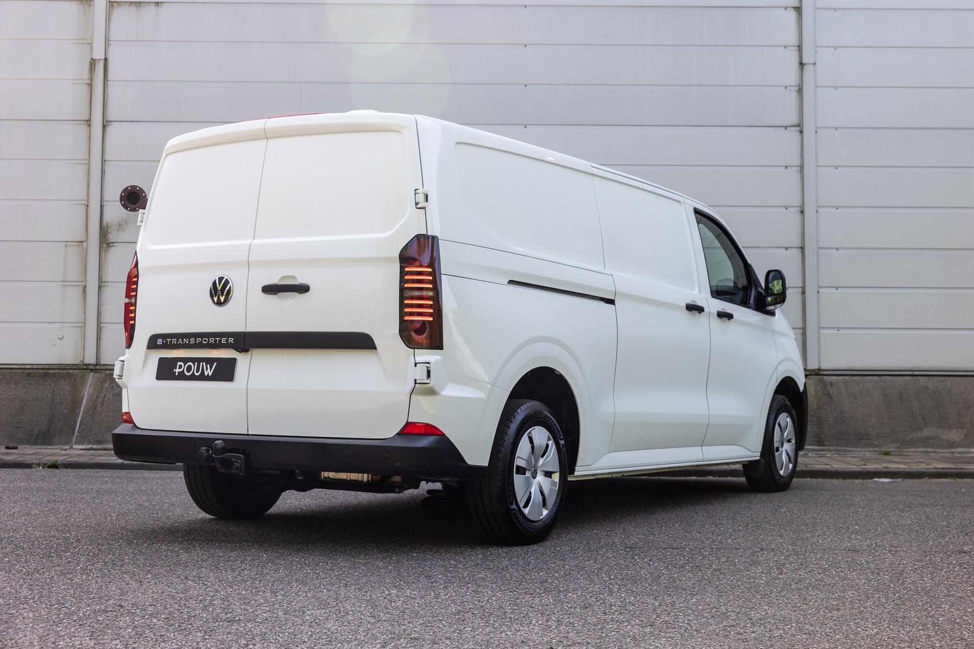 Volkswagen e-Transporter 34 L2H1 136pk Life 64 kWh - Afbeelding 2