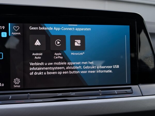 Apple Carplay/Android Auto