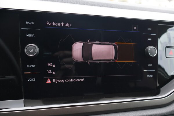 parkeersensor voor en achter parkeersensor voor en achter