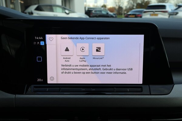 Apple Carplay/Android Auto