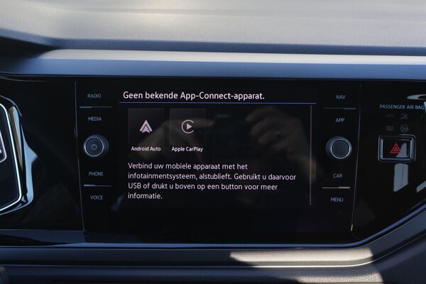 Apple Carplay/Android Auto