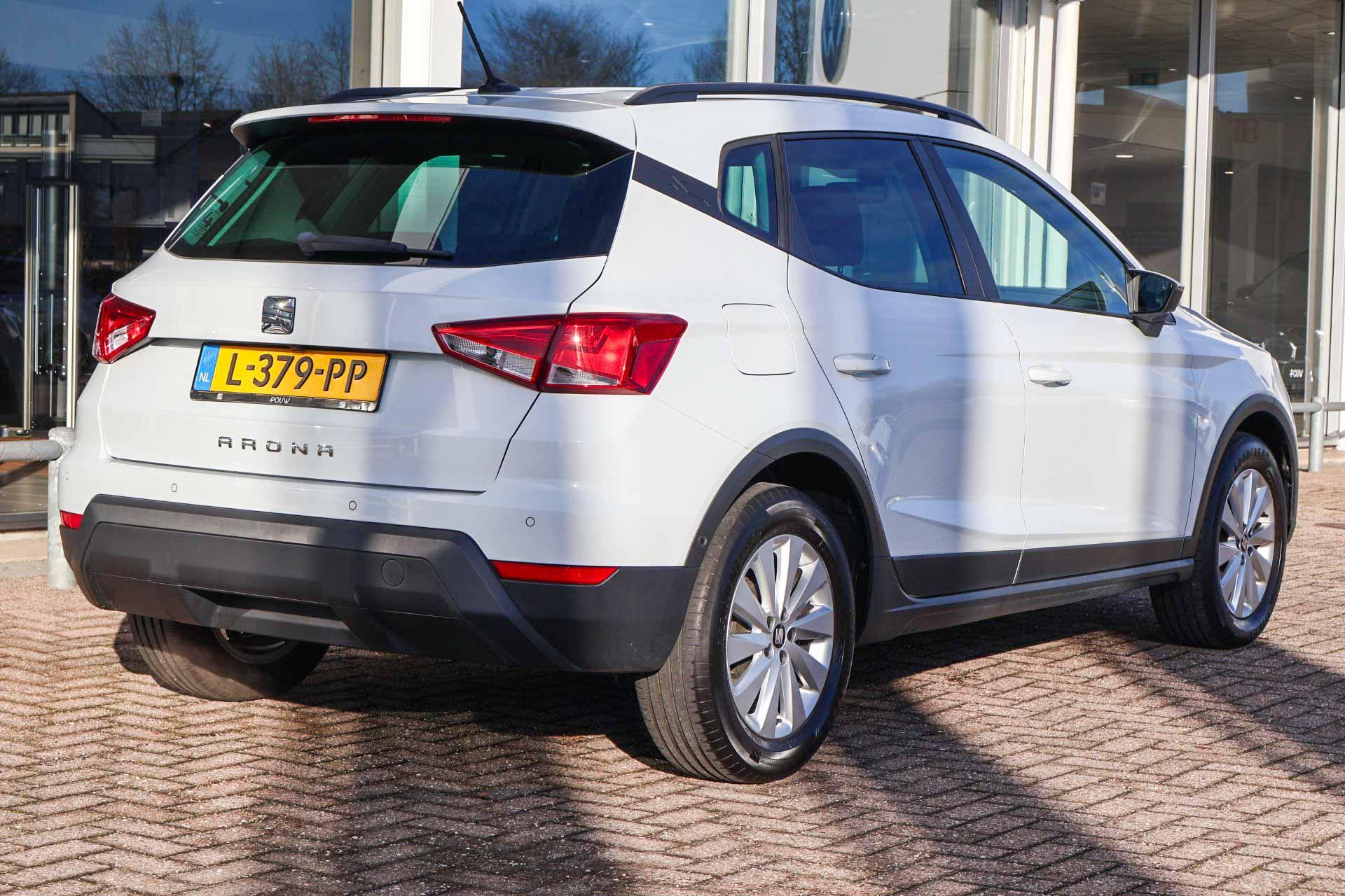 SEAT Arona 1.0 TSI 95pk Style Business Intense - Afbeelding 2