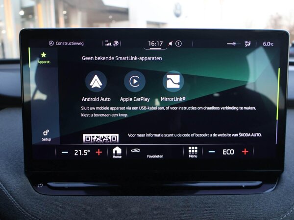 Apple Carplay/Android Auto Apple Carplay/Android Auto