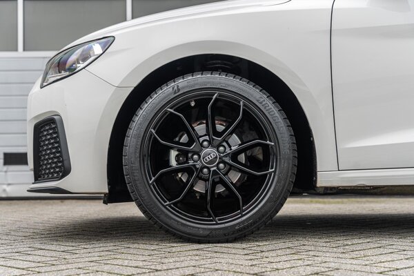 lichtmetalen velgen 17"