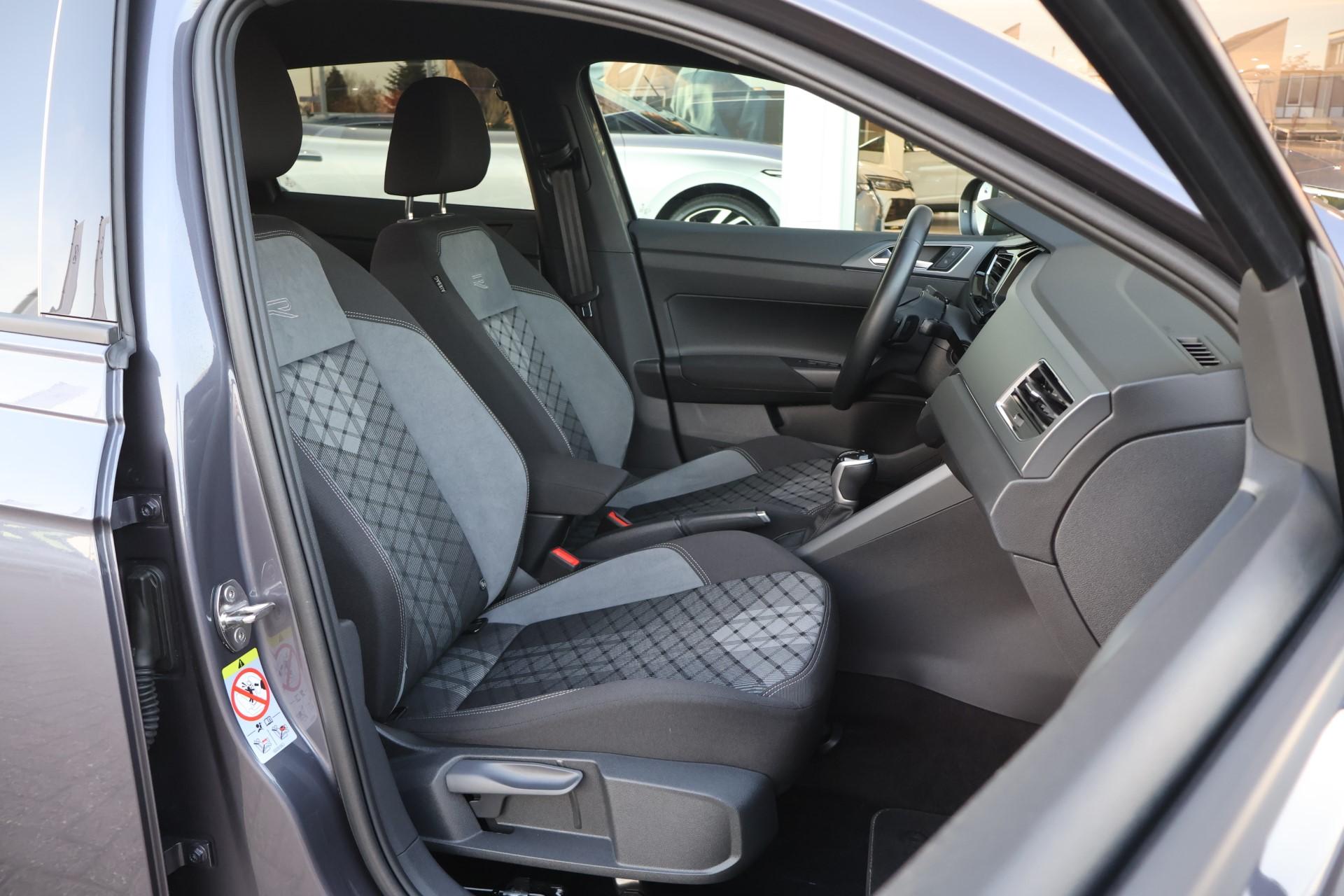 Volkswagen Taigo 1.0 TSI 115pk DSG R-Line Edition - Afbeelding 4