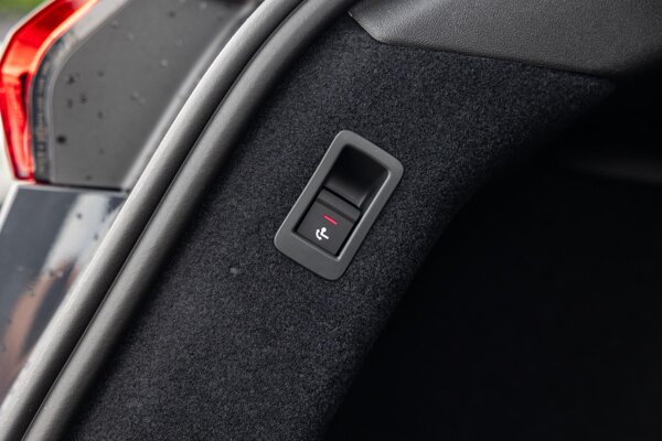 trekhaak uitklapbaar