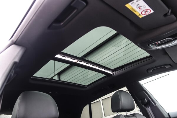 elektrisch glazen panorama-dak