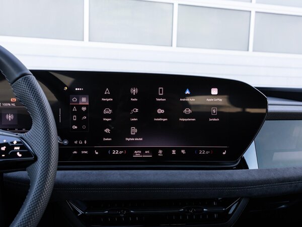 Apple Carplay/Android Auto