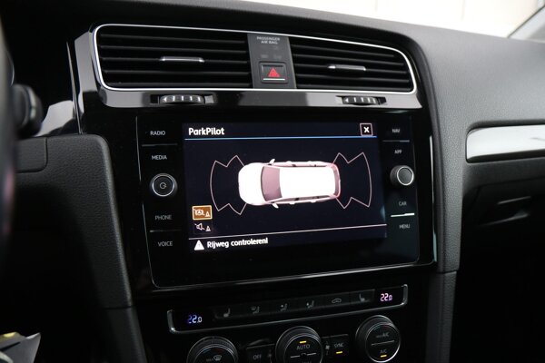 parkeersensor voor en achter parkeersensor voor en achter