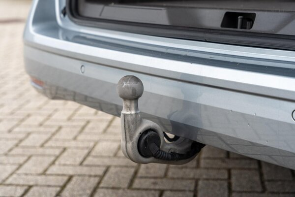 trekhaak elektrisch uitklapbaar