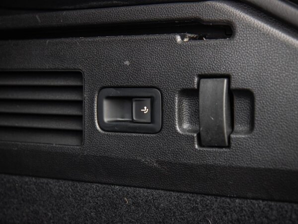 trekhaak elektrisch uitklapbaar