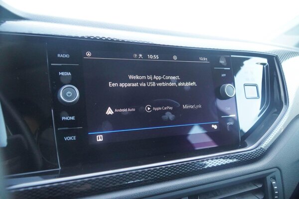 Apple Carplay/Android Auto